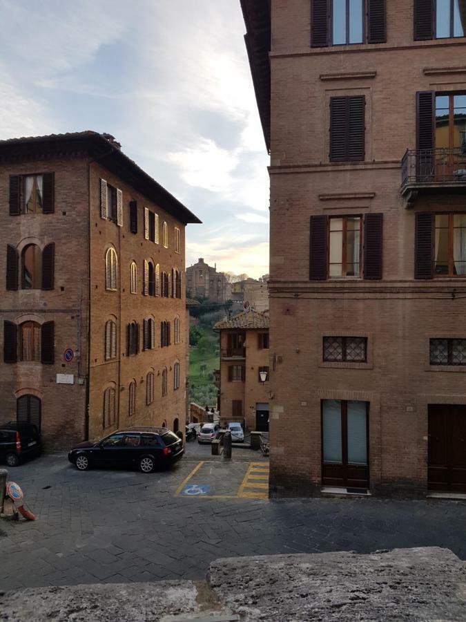 San Martino House By Francigenaapartments シエーナ エクステリア 写真